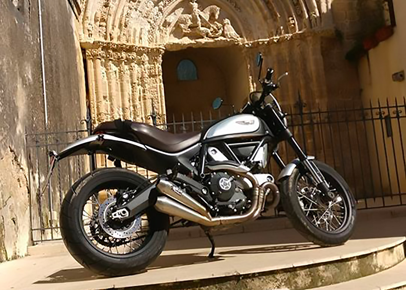 Ducati scrambler on sale 800 street classic
