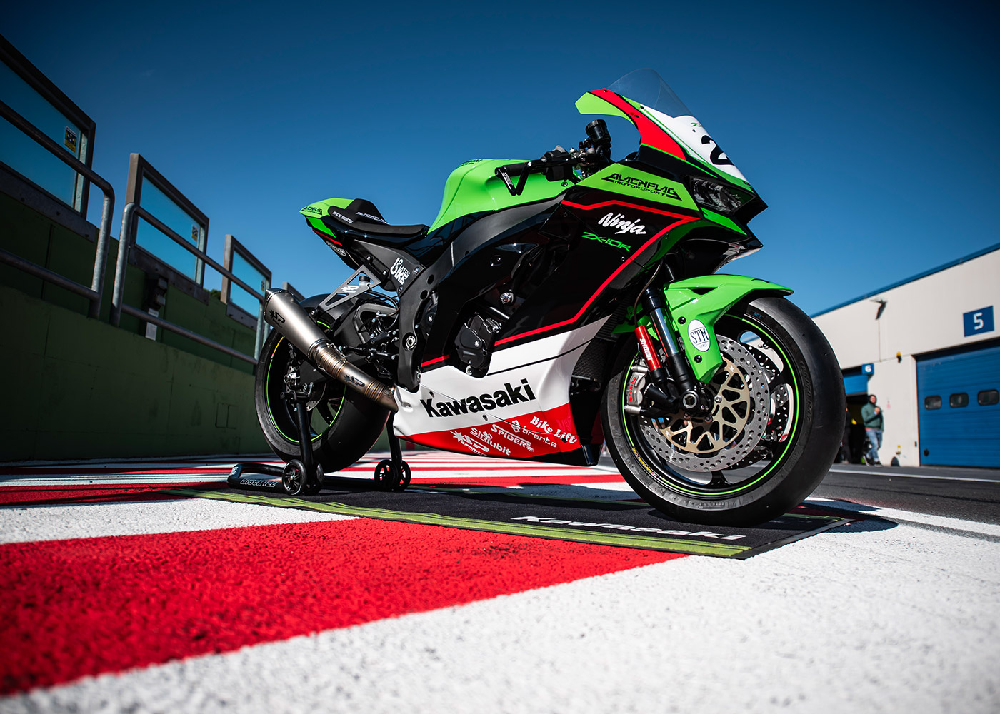 Racing exhaust system full titanium for Ninja ZX-10R | Spark Exhaust